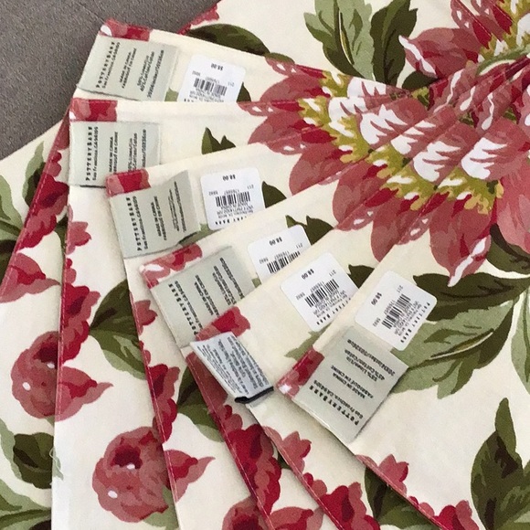 Pottery Barn Linen/Cotton Floral Placemats - Picture 2 of 6